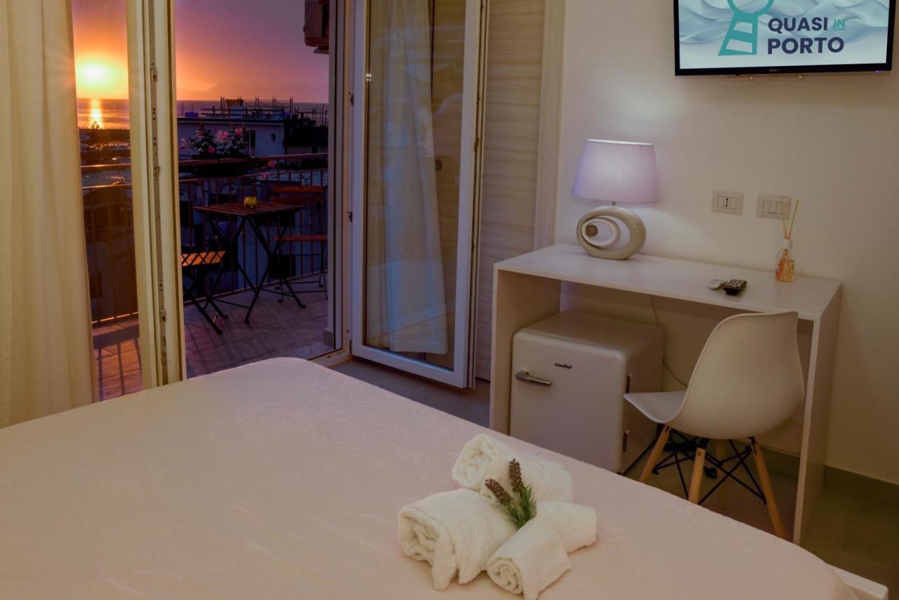 Bed and Breakfast Quasi In Porto à Agropoli Extérieur photo