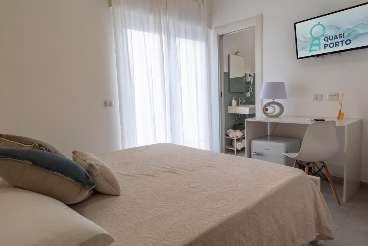 Bed and Breakfast Quasi In Porto à Agropoli Extérieur photo